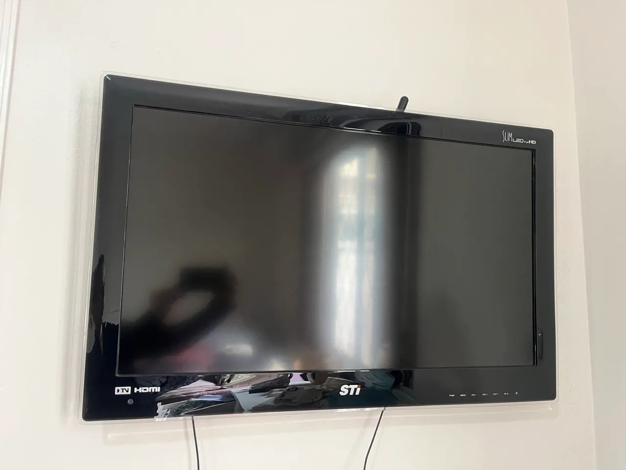 TV STI SLIM LED FULL HD 32?