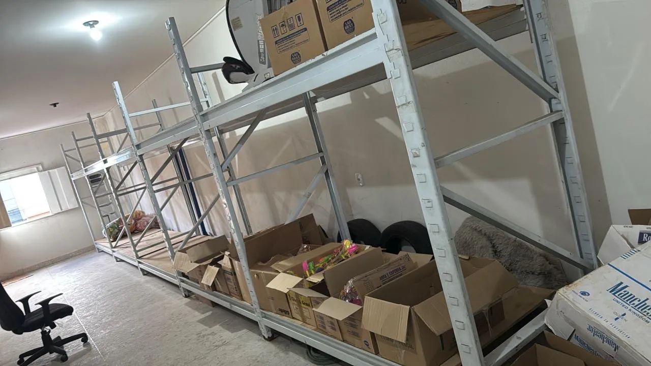 Partileiras para depósito 