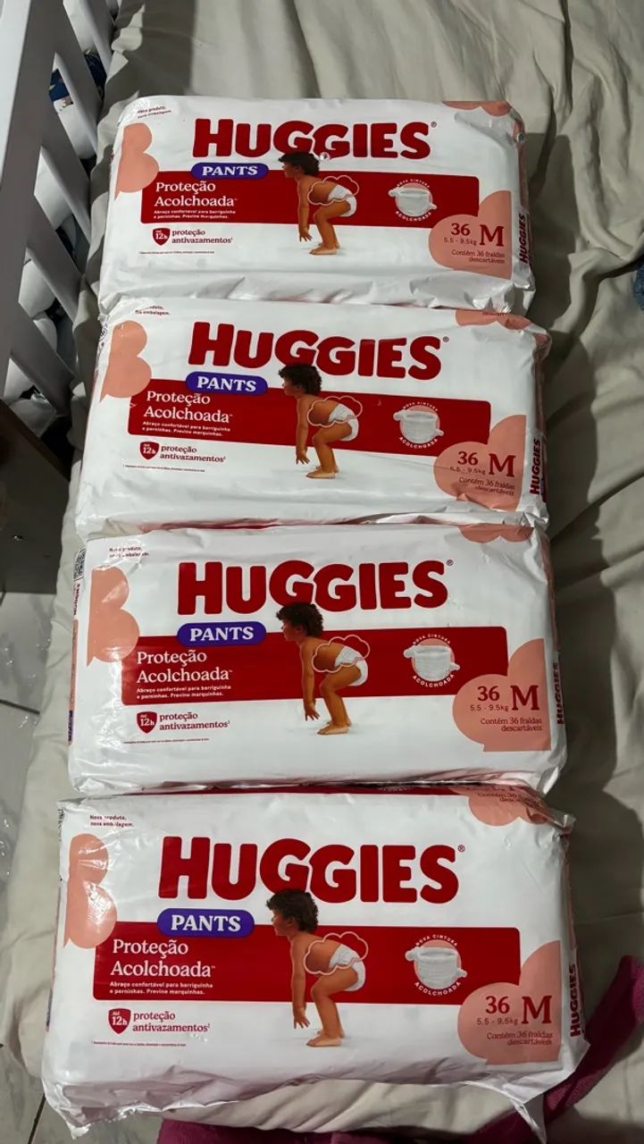 Fraldas Huggies M