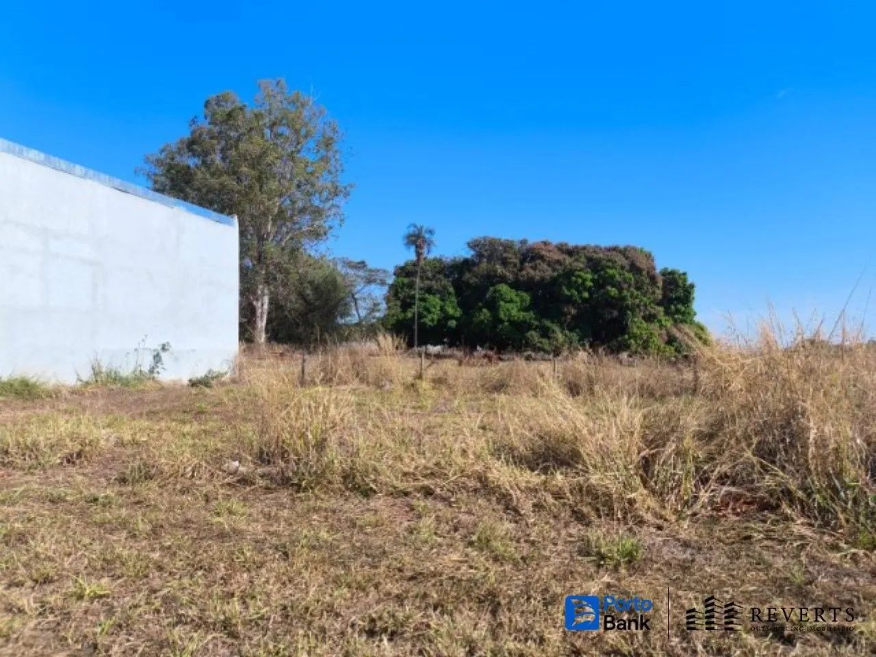 Lote em condomínio