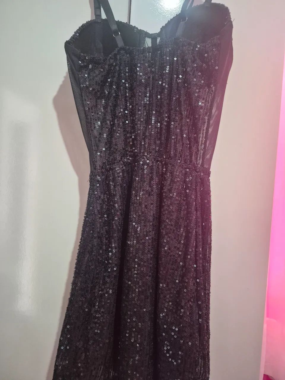Vestido brilhoso curto - Foto 2