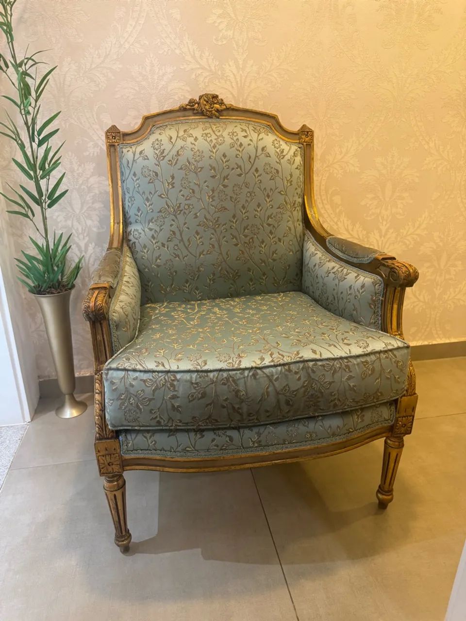 Poltrona antiga usada no estilo Luís XV - Foto 2