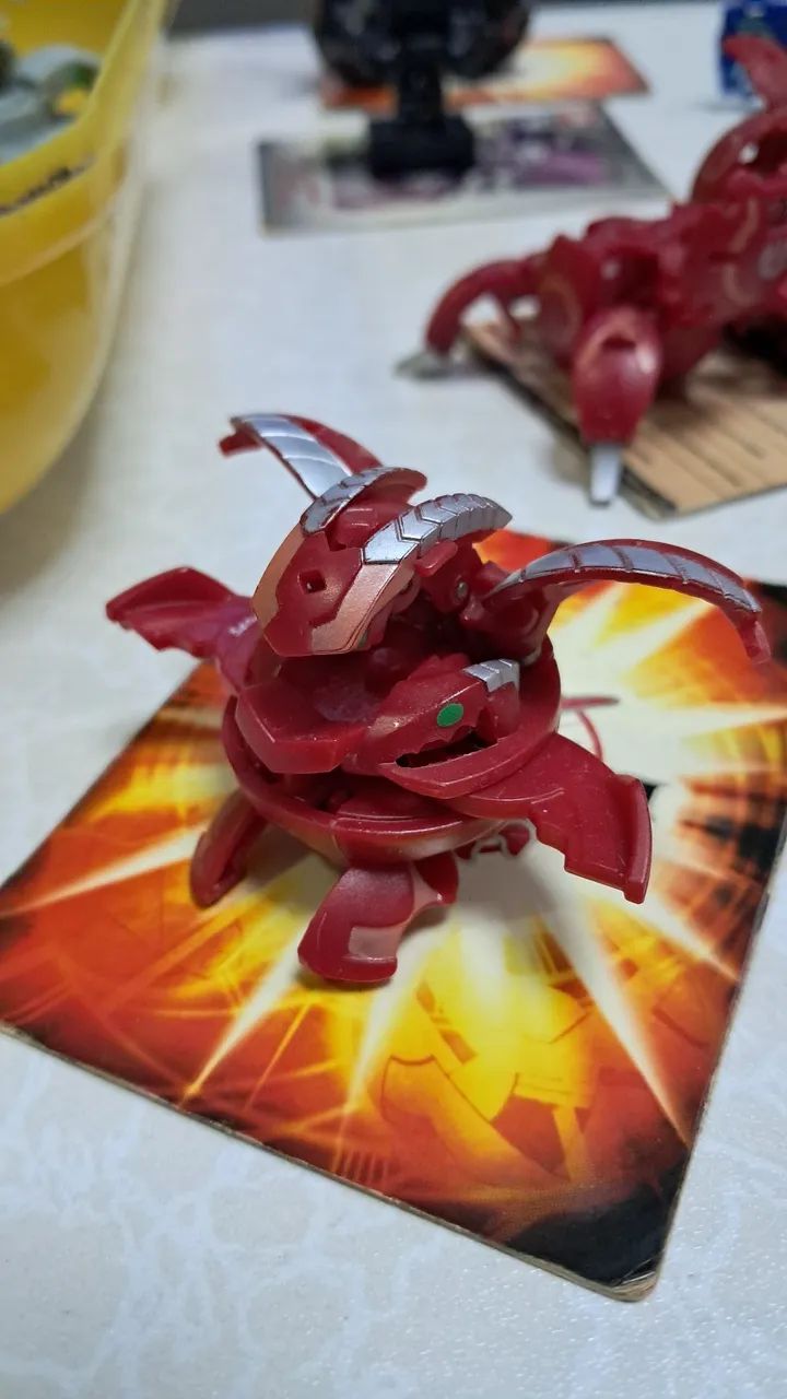 Bakugan Percival pyrus