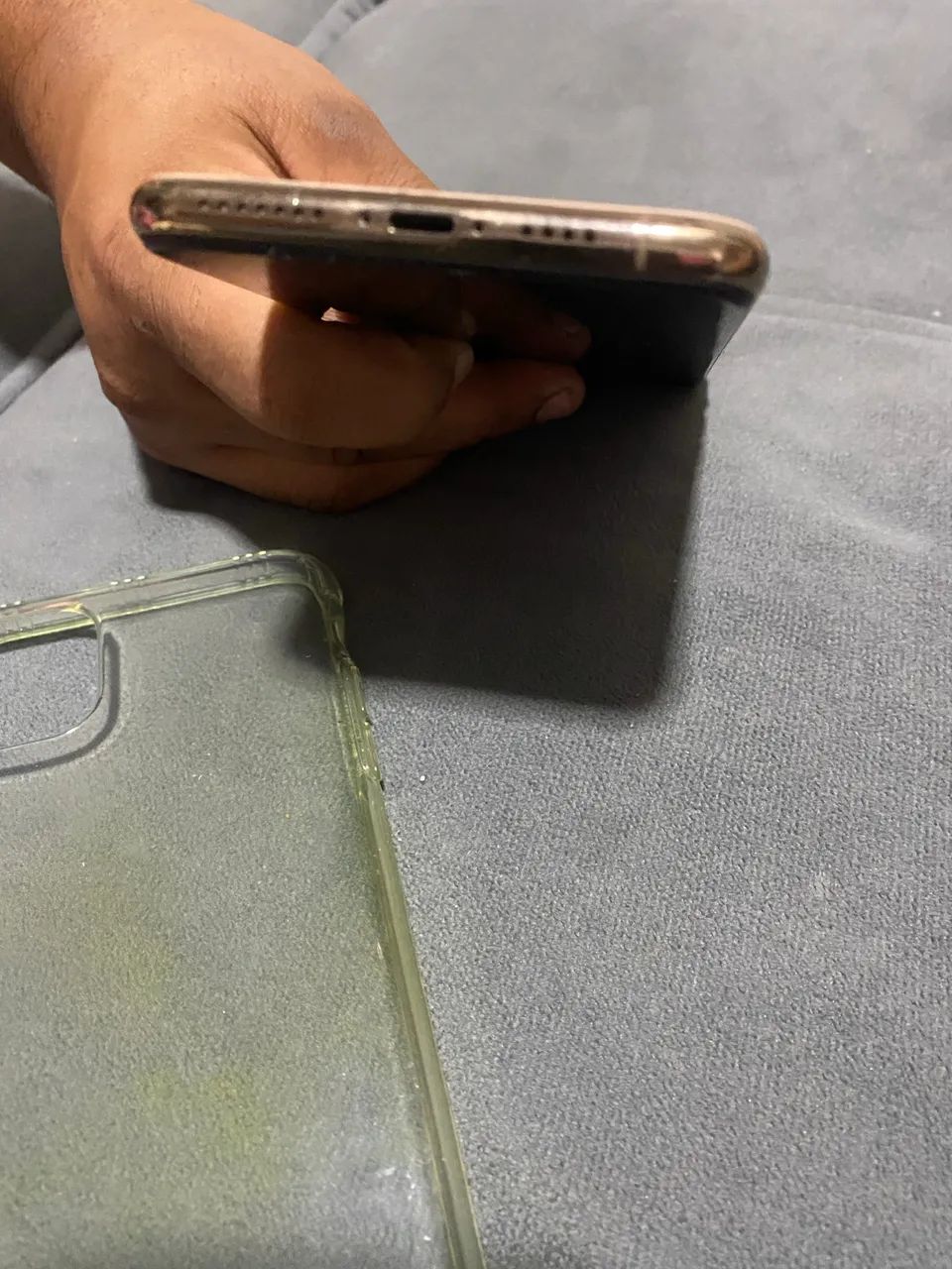 iPhone 11 Pro Max 256 gigas quebrado - Foto 5