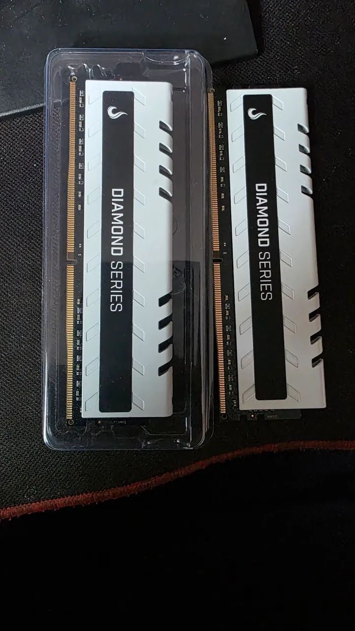 Memória ram ddr4 32gb 2x16 