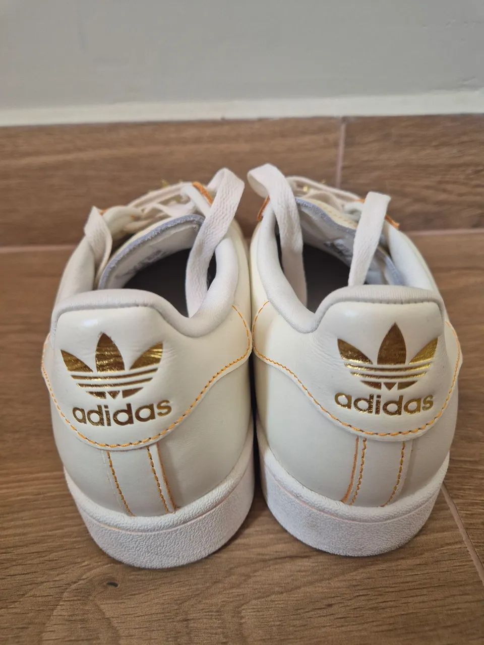 Tenis adidas superstar - Foto 3