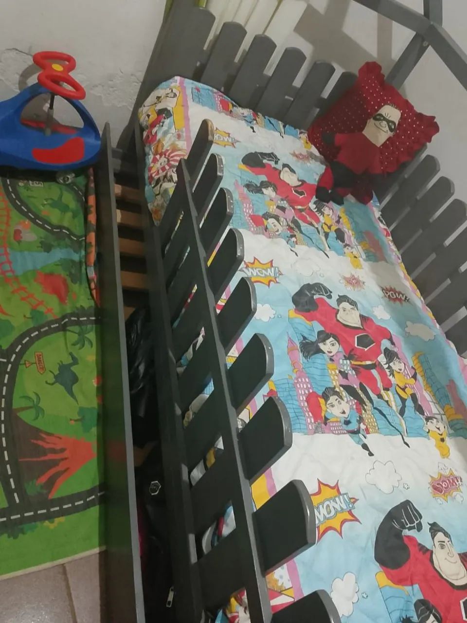 Cama infatil com auxiliar!