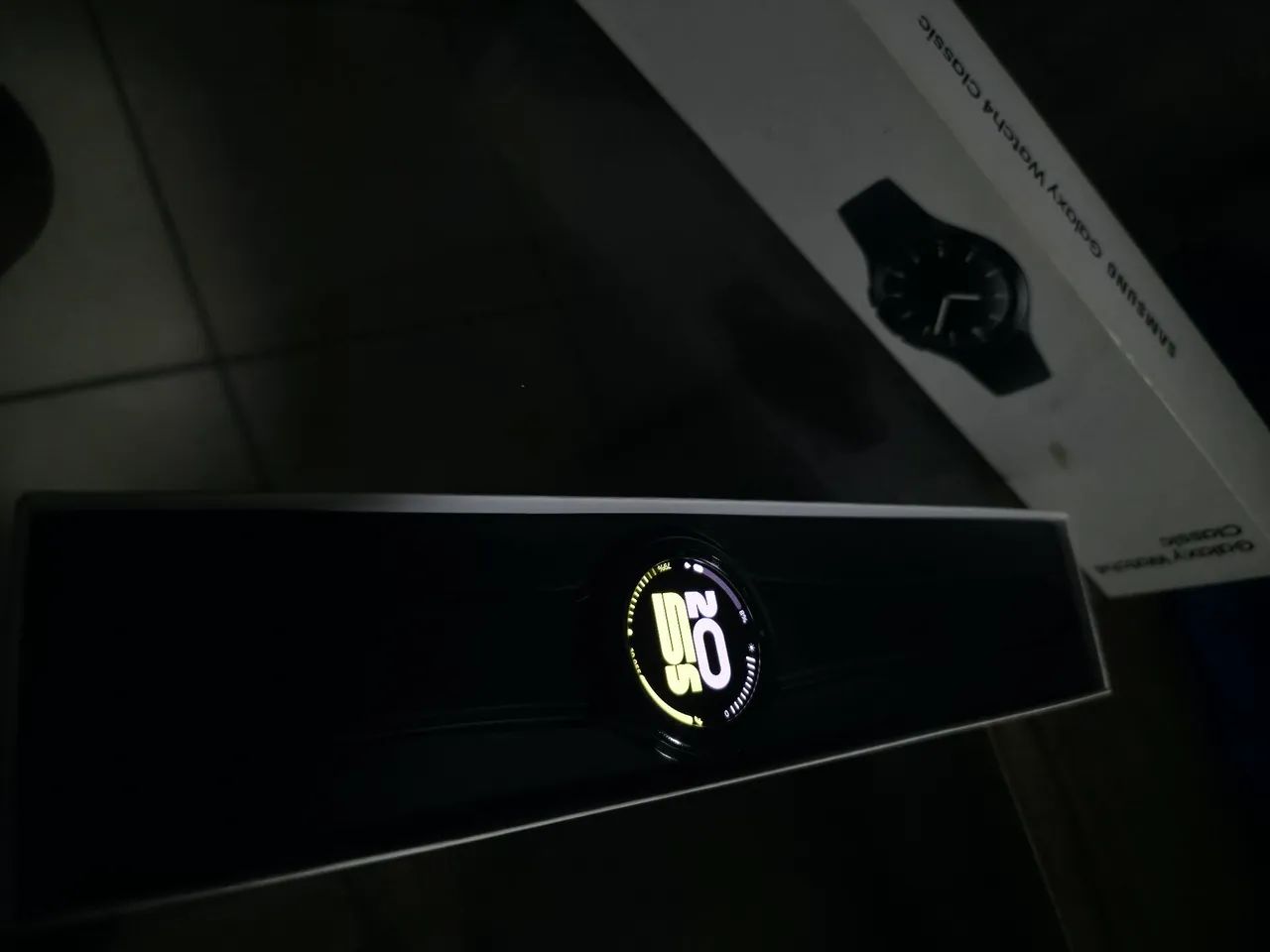 Samsung Galaxy Watch4 Classic USADO - Foto 2