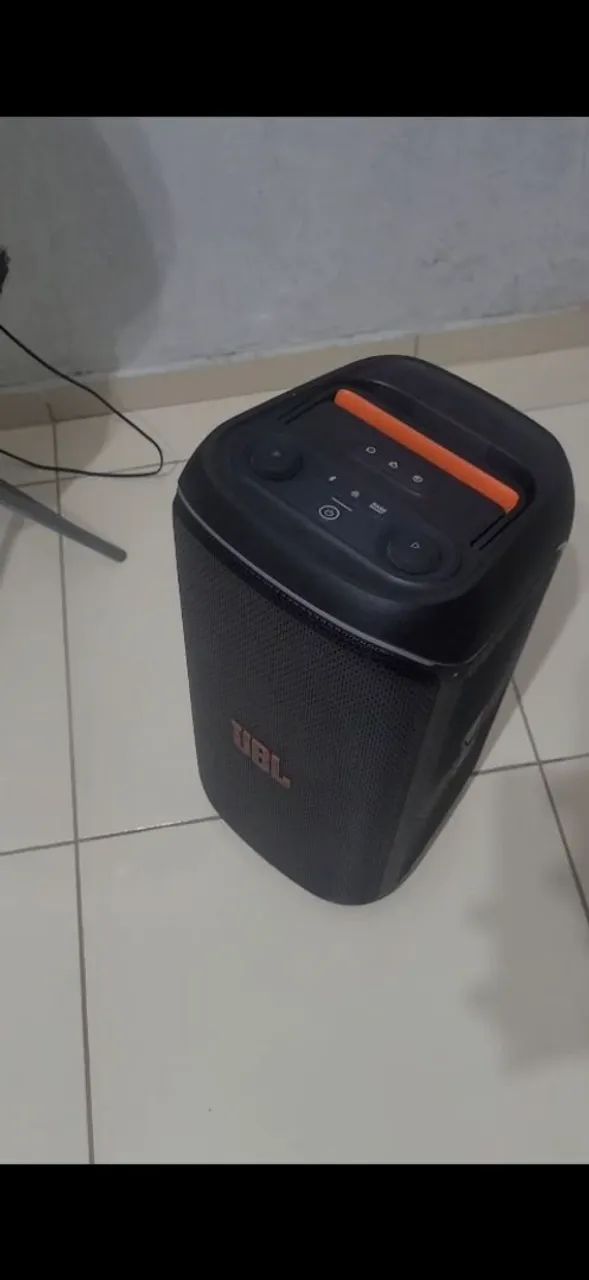 Caixa JBL 120