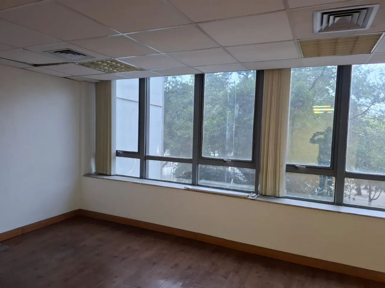 EXCELENTE SALA NO BAIRRO DA GLÓRIA - Foto 3