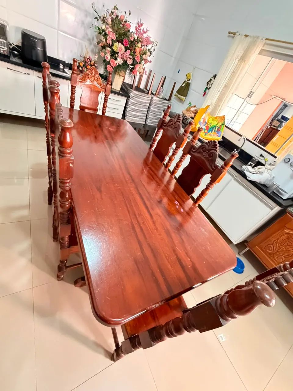 Mesa cerejeira 8 cadeiras 
