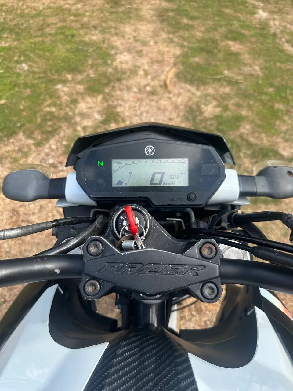 Fazer 250 Branca 2019. 