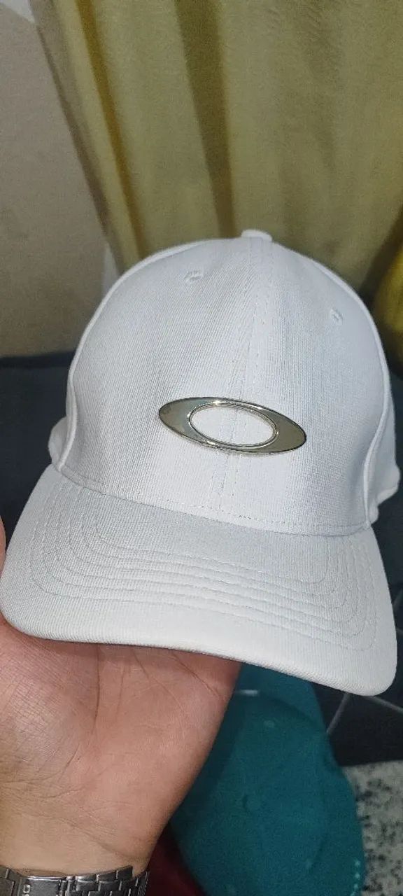 Boné Oakley Tincan Cor Branca