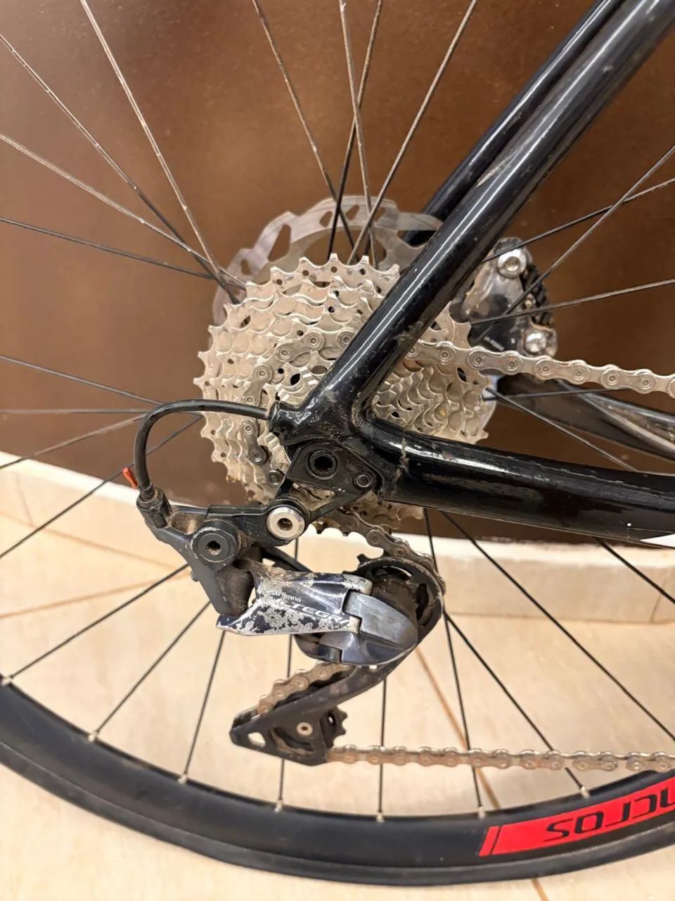 Bike estrada - Scott Solace 20 - performance e conforto  - Foto 5