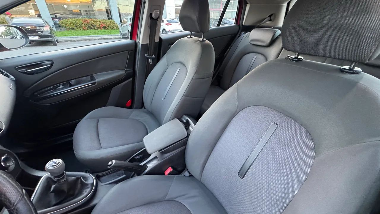 Fiat Bravo Essence 1.8 Flex 16V 5P 2013 - Foto 5