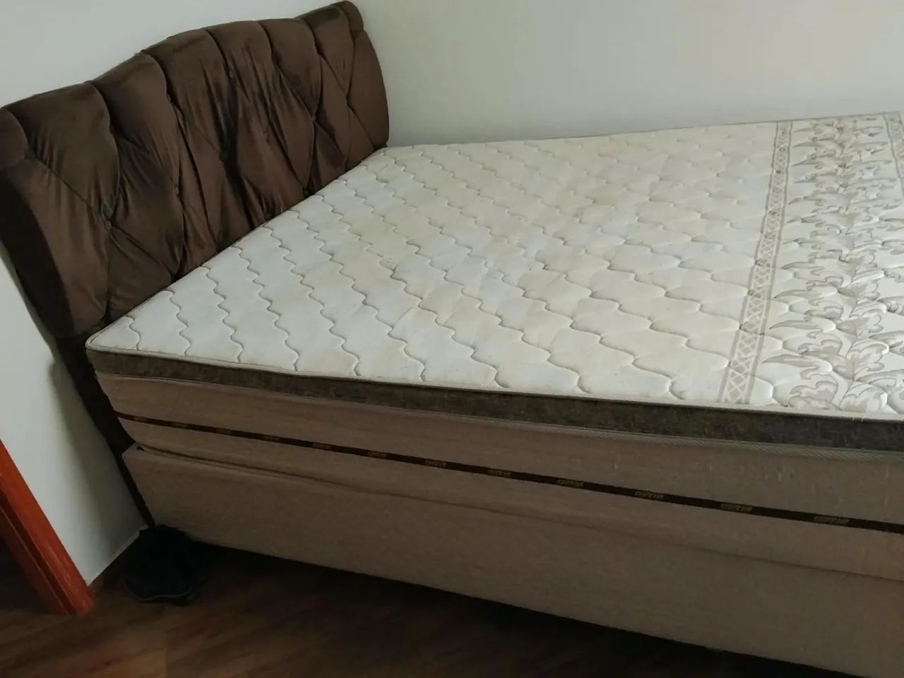 Vendo cama de casal com a cabeceira colchão Gazin - Foto 2