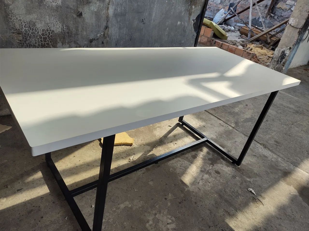 Mesa industrial pé quadrado  - Foto 4