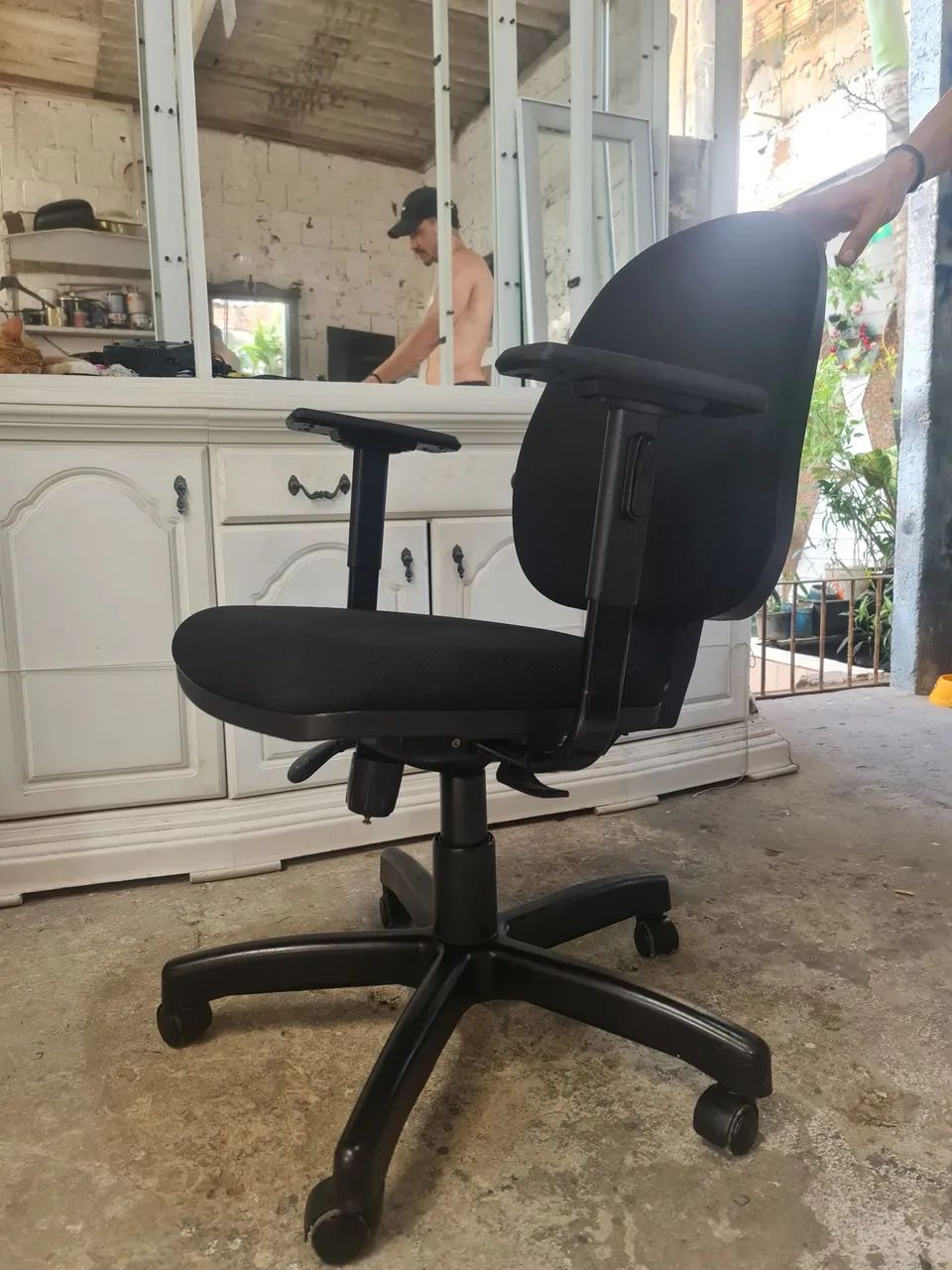 Cadeira Presidente Flexform Semi Nova - Foto 2