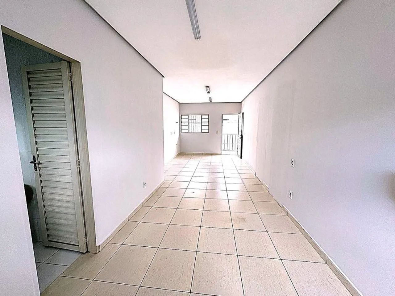 Aluga-se Sala no Setor Campinas, Av. Alberto Miguel com 25,43 m2, Sala 30 - Foto 4