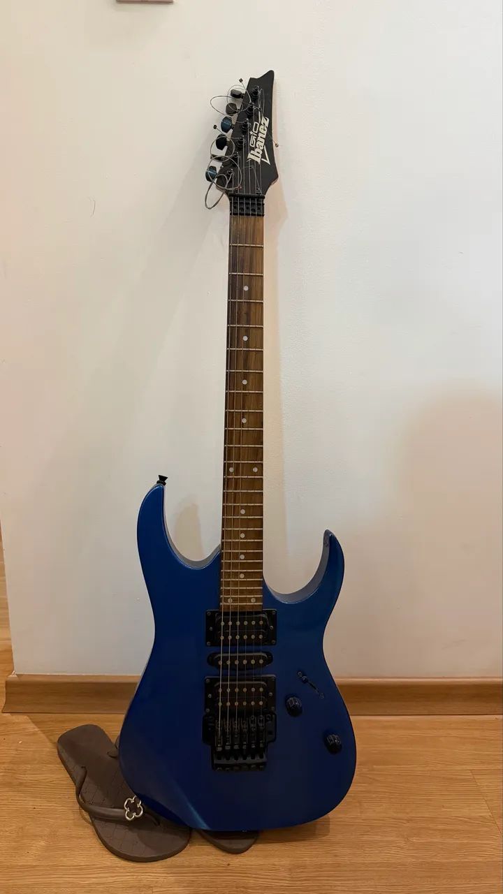 Ibanez GIO GRG370FM - Azul - H-S-H - Floyd Rose - Instrumentos
