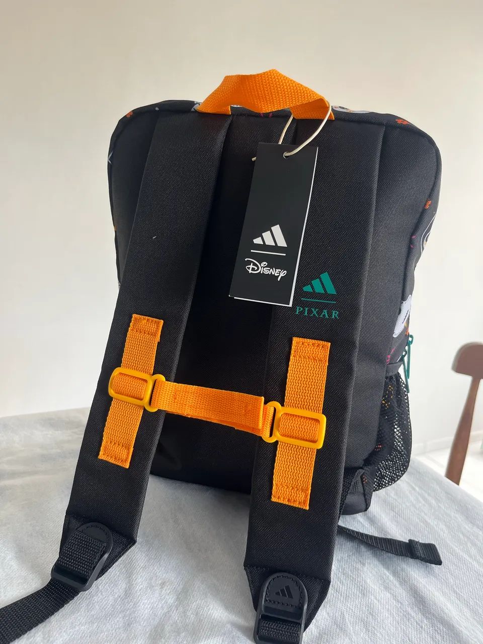 Mochila Adidas Pixar Original e Nova  - Foto 4