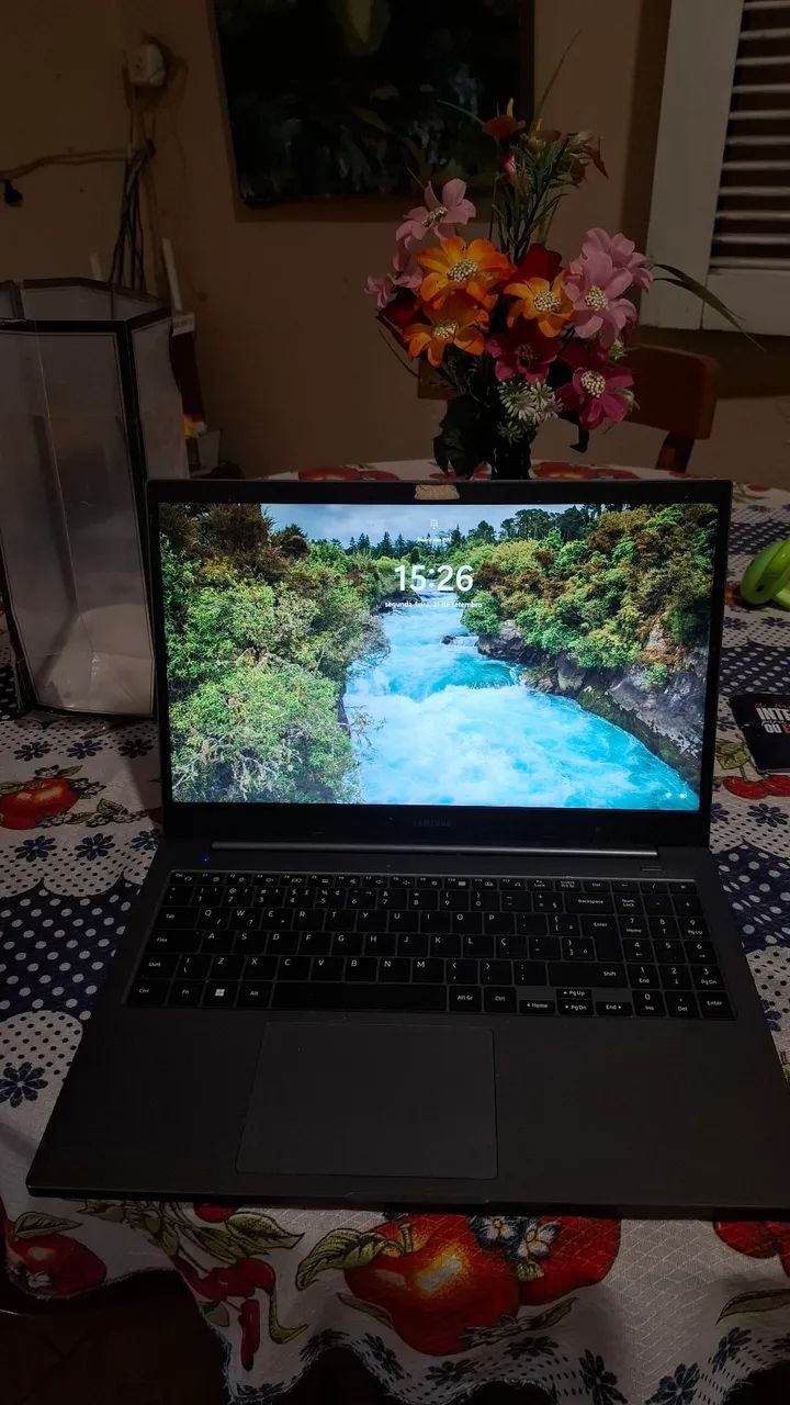 Samsung Book 2 