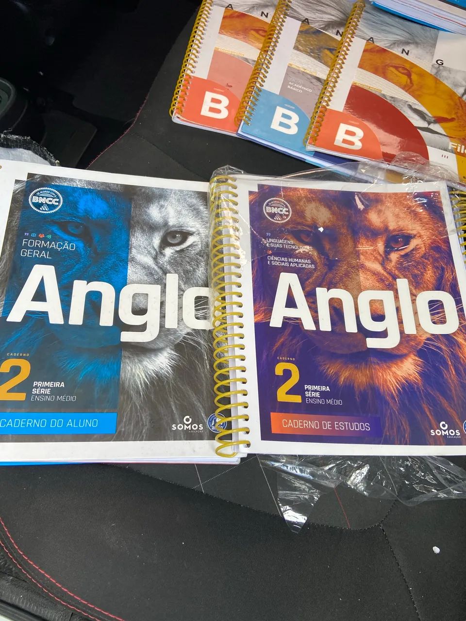 Livros Novos Anglo Ensino médio  - Foto 2