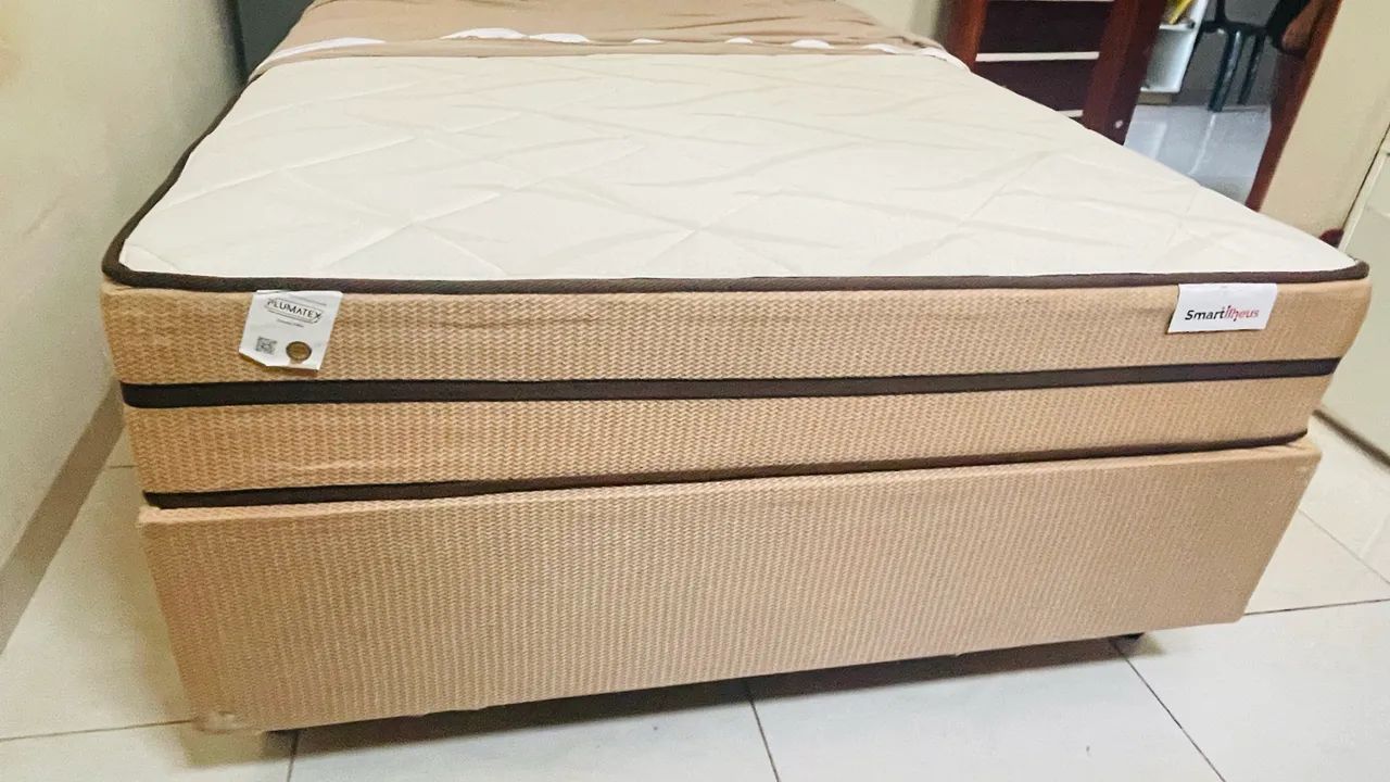 Cama base + colchão 