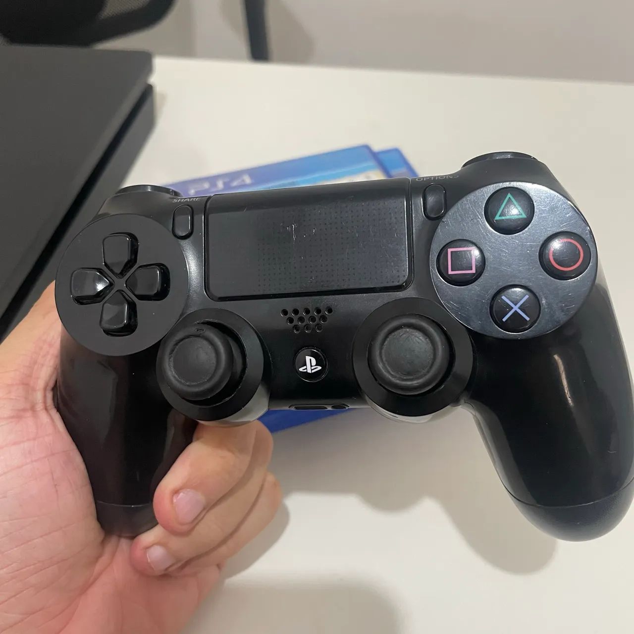PlayStation 4 (PS4) com controle original e 3 jogos  - Foto 3