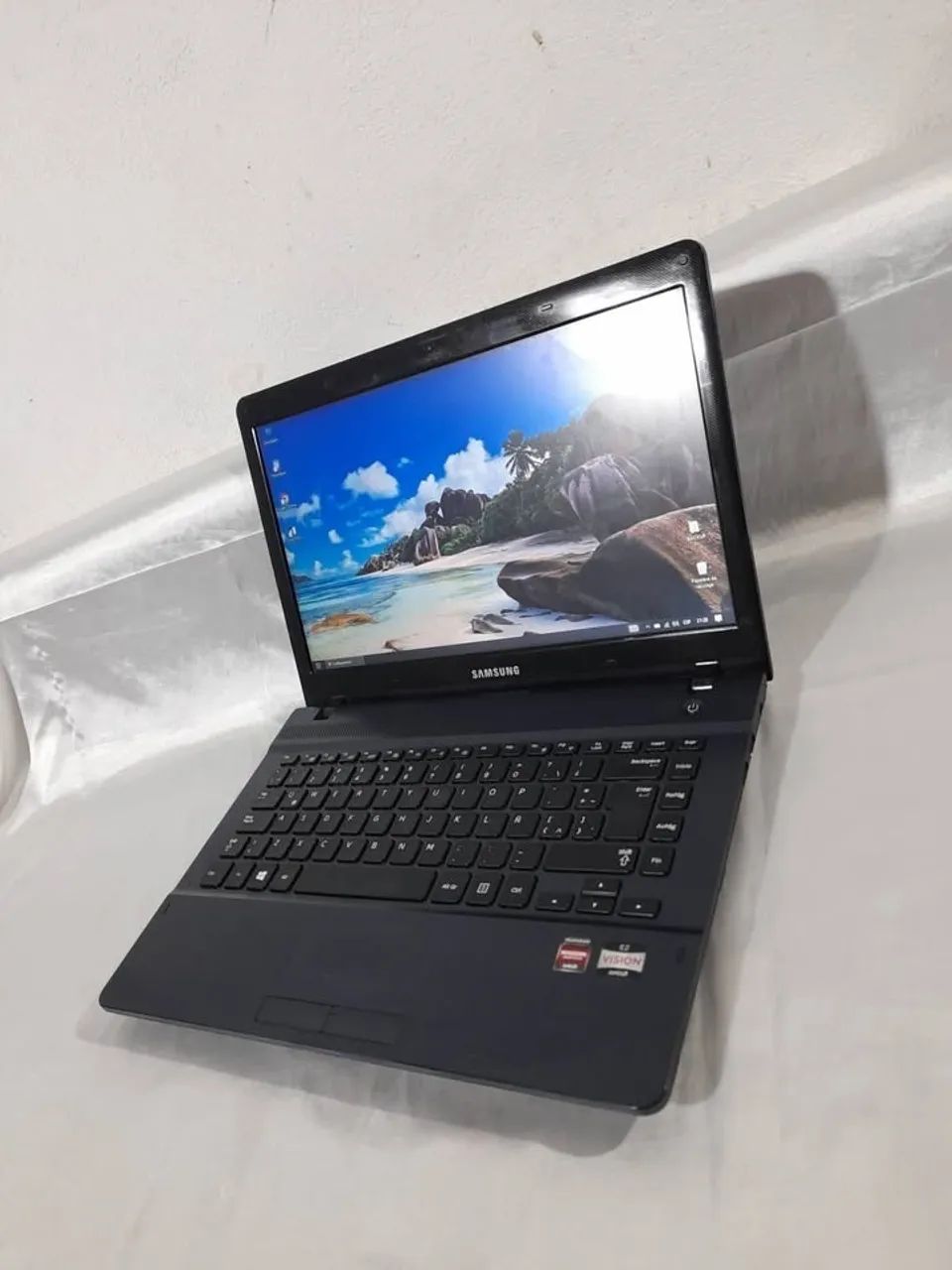 LIQUIDAÇÃO HOJE - 4GB RAM - NOTEBOOK SAMSUNG 