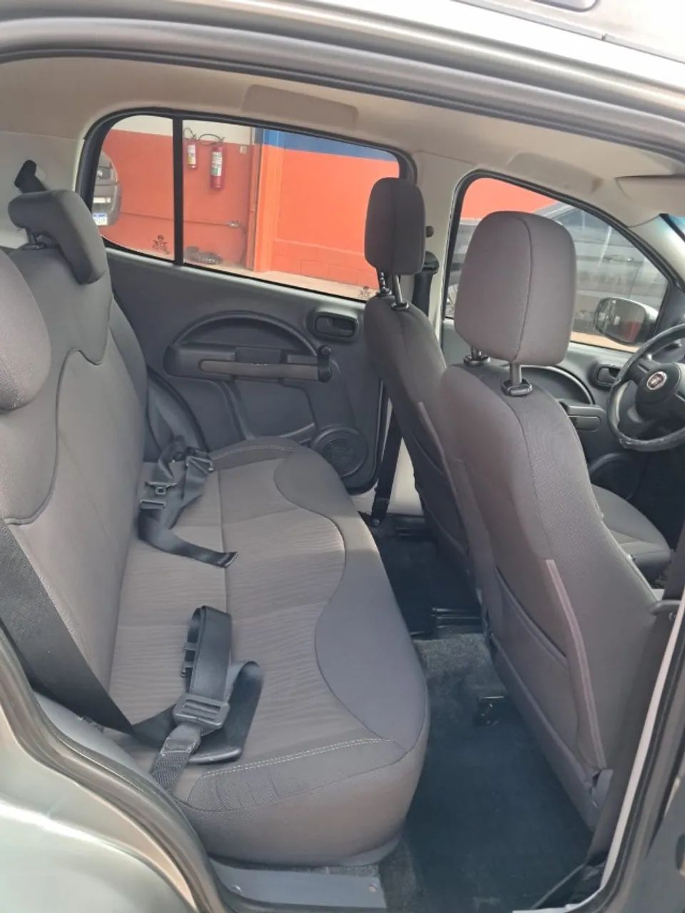 Fiat Uno WAY 1.0 EVO Fire Flex 8V 5P 2013 - Foto 3