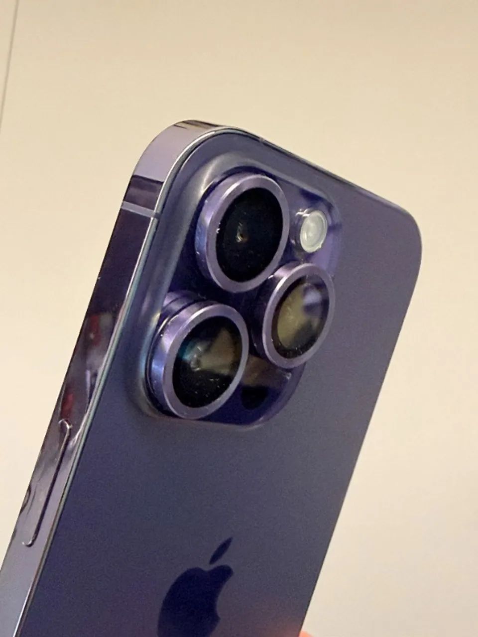 Iphone 14 Pro - Roxo - Foto 3