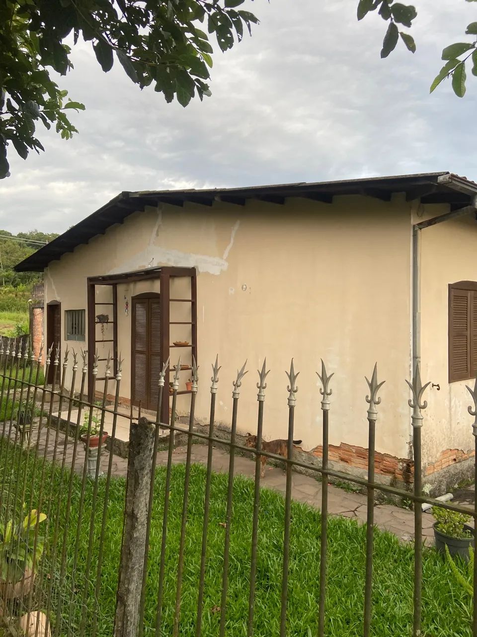 Casa de esquina à venda.  - Foto 2