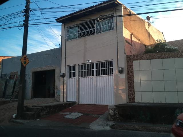 2 Casas - Duplex na avenida Cel Carvalho
