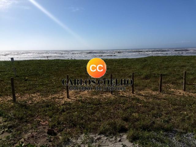 Ll Terreno no Condomínio Verão Vermelho em Unamar- Tamoios-Cabo Frio