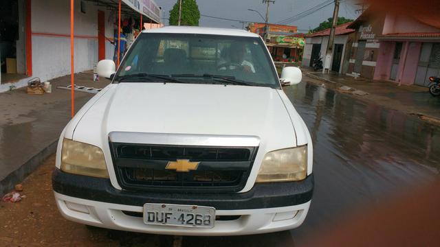 S10 cabine diesel 2.8 ano 2006/07 simples boa de mecânica pintura três pneus bons - Foto 3