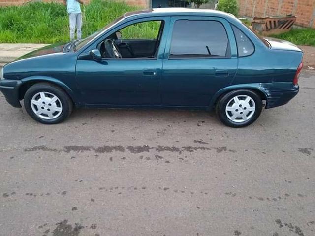 Corsa 99 completo abaixei o preço pra vende logo aceito troca por moto - Foto 6