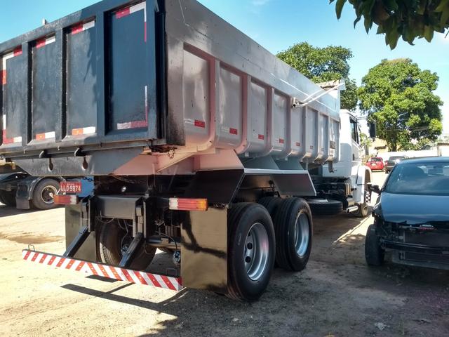 Vendo 1620 Ano 2010 com Ar condicionado 210,000km rodado - Foto 2