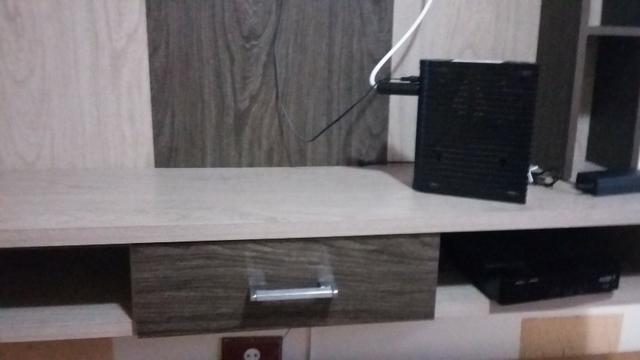 Painel para tv com gaveta e nichos - Foto 2