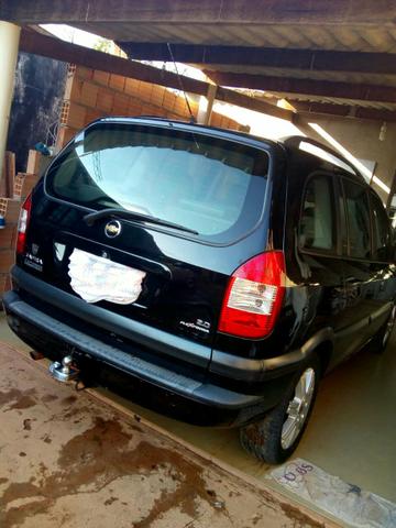 Zafira - Foto 4