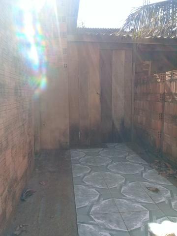 Vendo uma casa no candeias em comtruçao.troco por carro - Foto 4