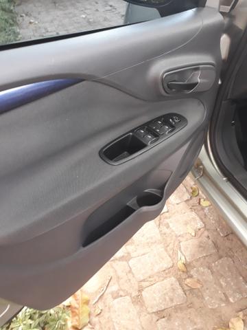 Fiat Punto Attractive 1.4 8V 2015 IMPECÁVEL! - Foto 19