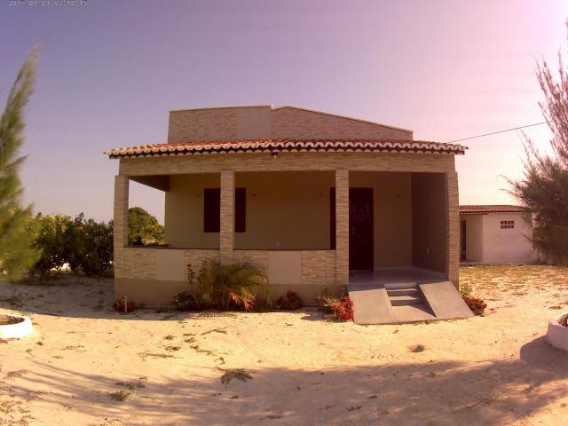 Casa perto da principal rota do litoral leste