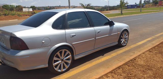 Vectra 2.2 GLS 8V