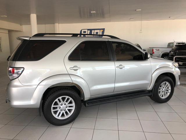 Hilux SW4 SRV 7 Lugares - Foto 3