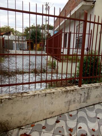 Vendo sobrado 04 dor. + Casa 03 dor - Foto 6