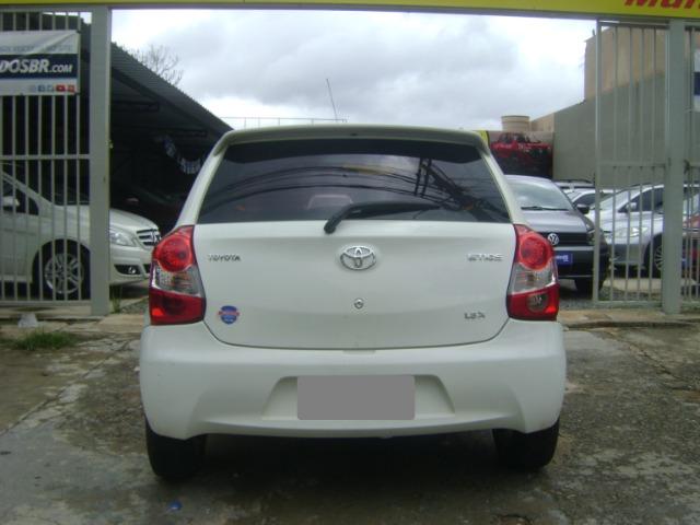 Toyota Etios 1.3 x 2014/2014 3519-1102 Simone - Foto 4