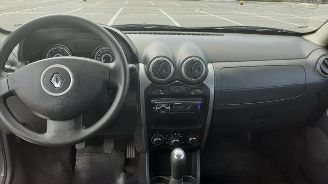 Sandero 1.0 16v completo,air bag e abs - Foto 7