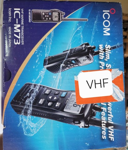 Rádio Marítimo Portátil Icom Ic-M73 Vhf Slim<br><br>