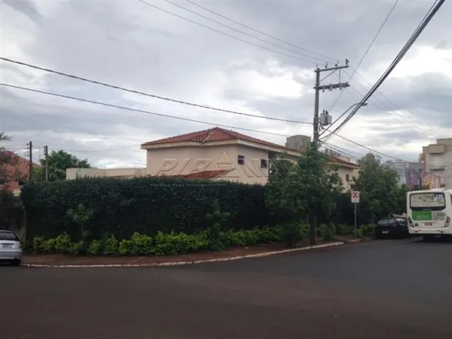 Casa Padrão em Ribeirão Preto